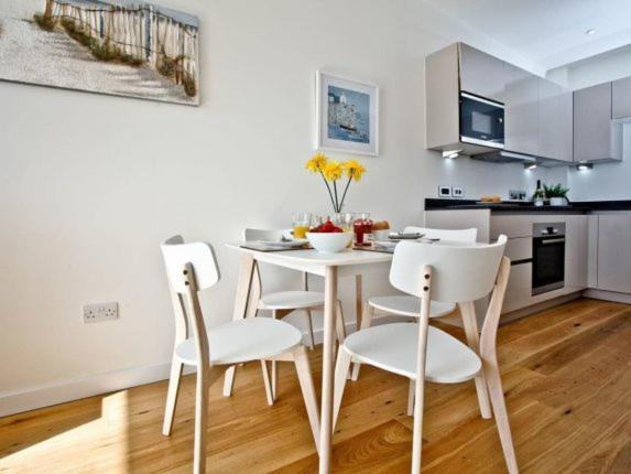 Апартаменти 35 One Lusty Glaze View Ньюкі Екстер'єр фото